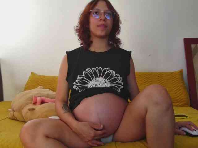 EmmaBluebell webcam