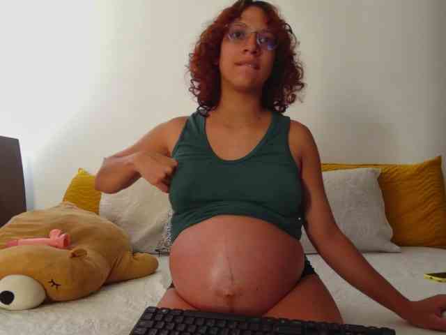 EmmaBluebell webcam