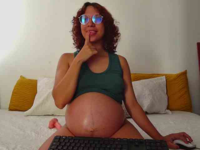EmmaBluebell webcam