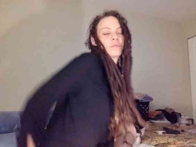 CharlieJade webcam