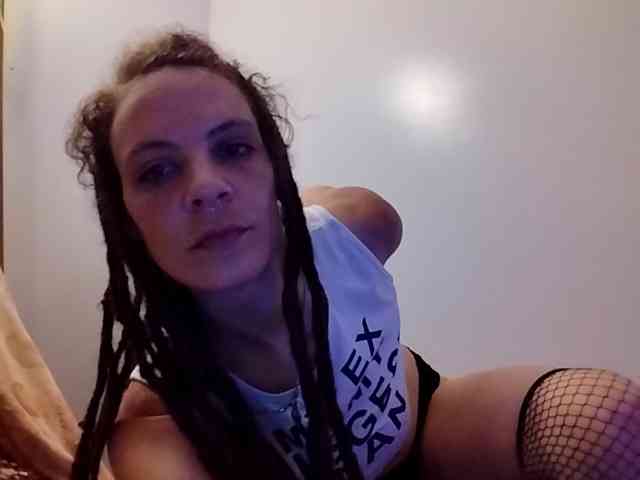 CharlieJade webcam