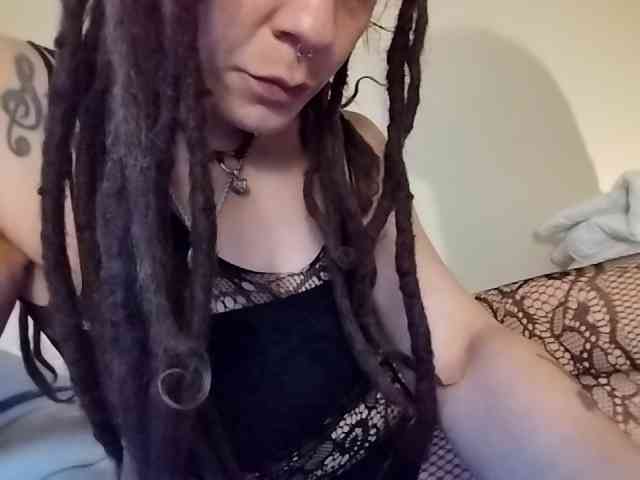 CharlieJade webcam