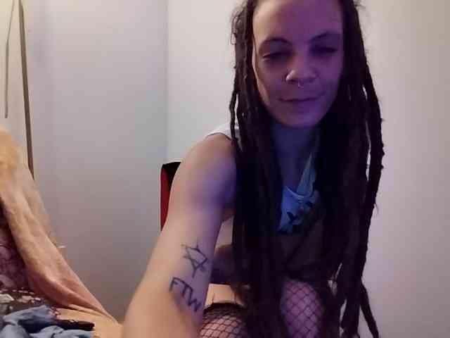 CharlieJade webcam