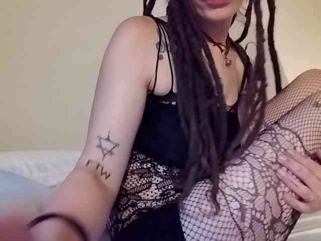 CharlieJade webcam
