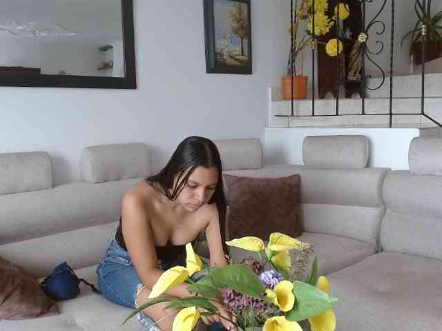 Boundlesslove webcam