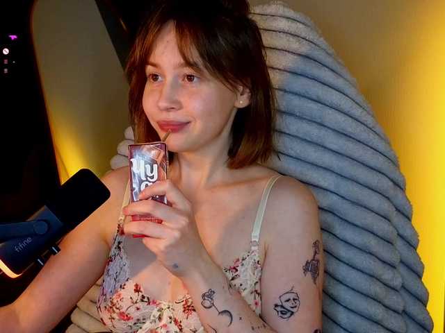 sweetdreamss's BongaCams show and profile