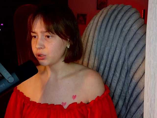 sweetdreamss's BongaCams show and profile