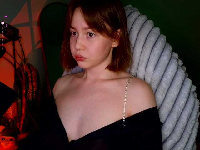 sweetdreamss's BongaCams show and profile