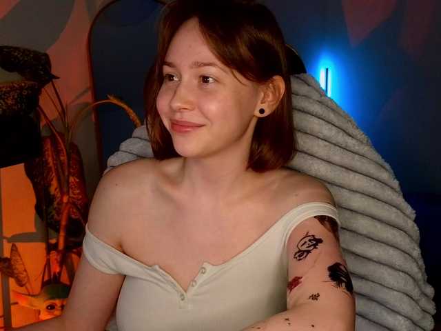 sweetdreamss's BongaCams show and profile