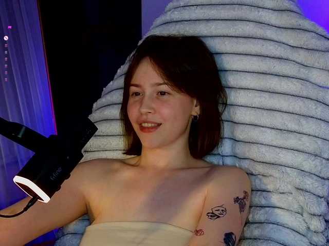 sweetdreamss's BongaCams show and profile