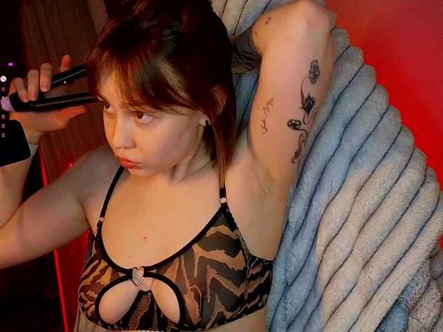 sweetdreamss's BongaCams show and profile