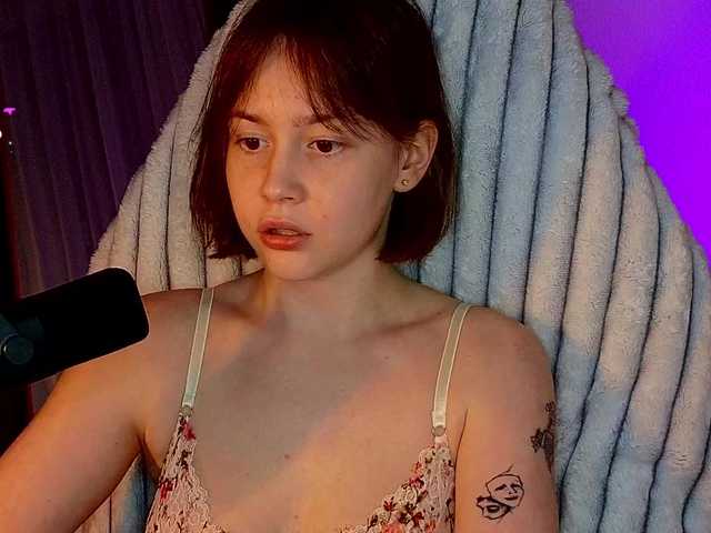 sweetdreamss's BongaCams show and profile