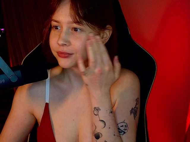 sweetdreamss's BongaCams show and profile