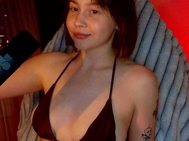 sweetdreamss's BongaCams show and profile