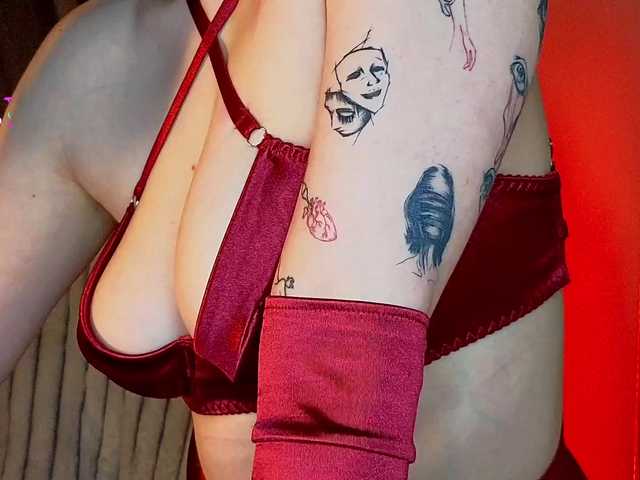 sweetdreamss's BongaCams show and profile