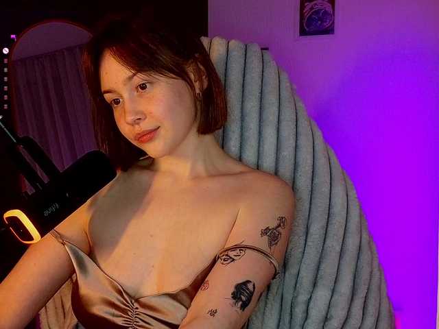 sweetdreamss's BongaCams show and profile