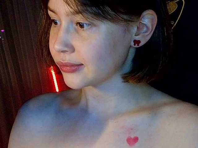 sweetdreamss's BongaCams show and profile