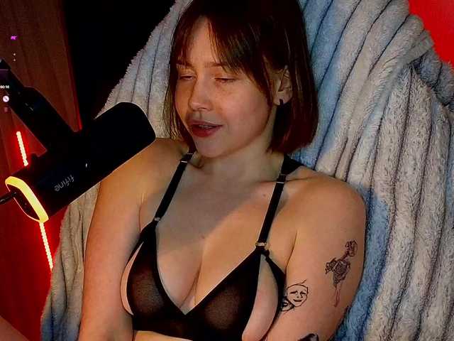 sweetdreamss's BongaCams show and profile