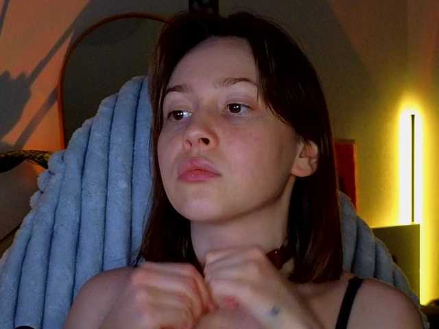 sweetdreamss's BongaCams show and profile