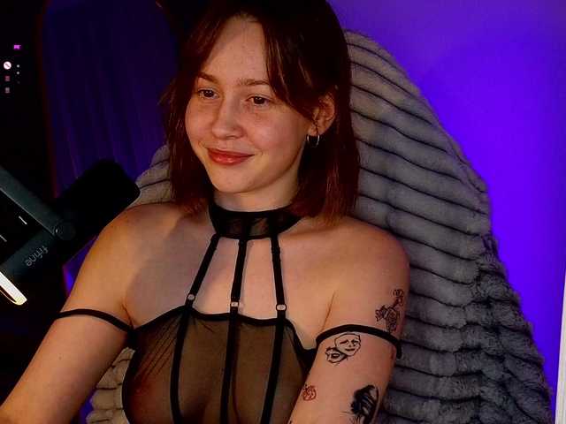 sweetdreamss's BongaCams show and profile