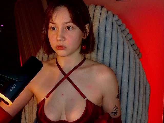 sweetdreamss's BongaCams show and profile