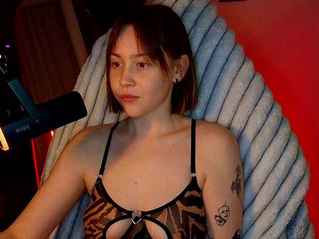 sweetdreamss's BongaCams show and profile