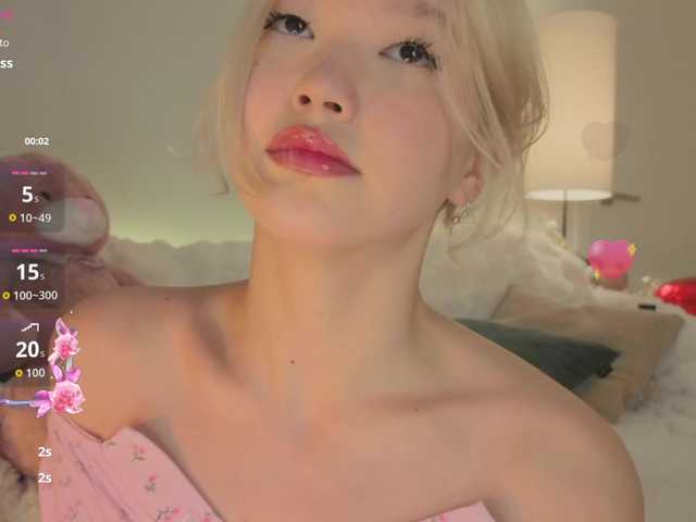 milli-sunrise's BongaCams show and profile