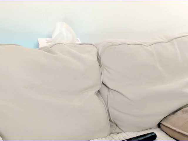 milli-sunrise's BongaCams show and profile