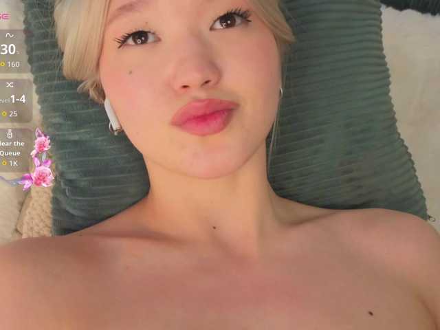 milli-sunrise's BongaCams show and profile