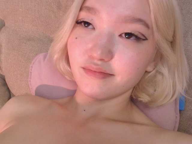 milli-sunrise from BongaCams is Freechat