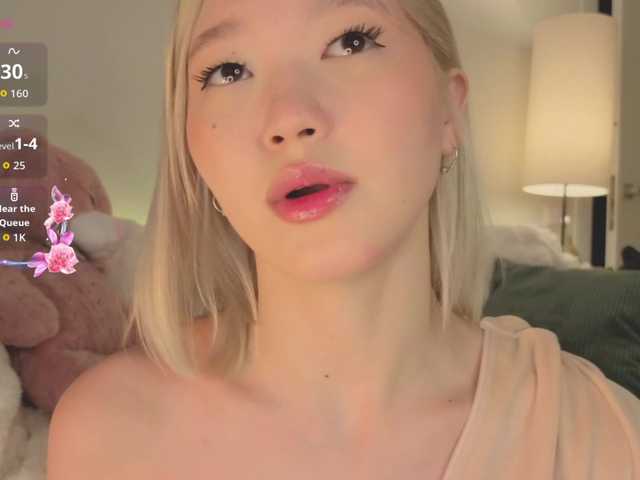 milli-sunrise's BongaCams show and profile