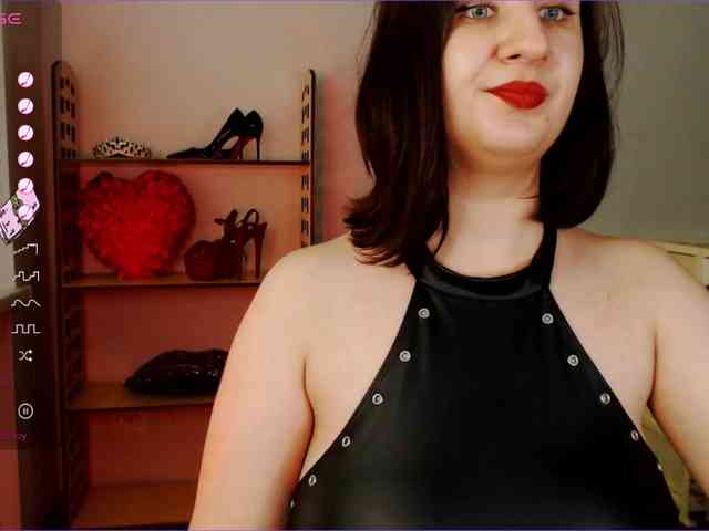 GoddessSophie webcam