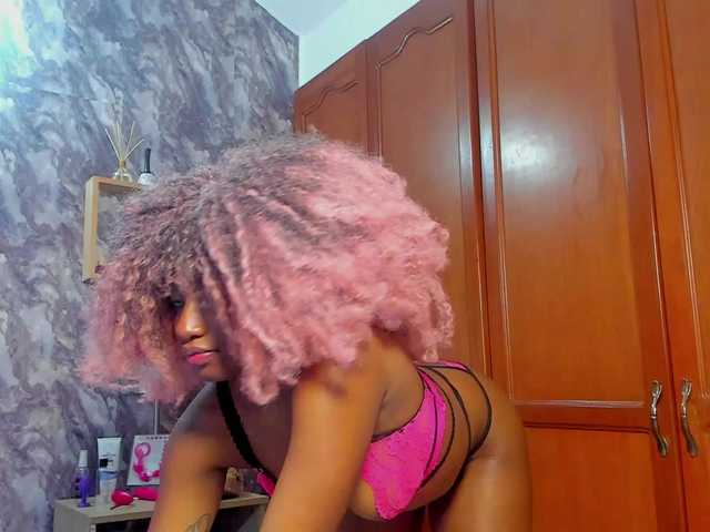 EMMA_PARIS webcam