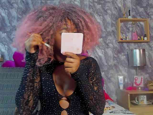 EMMA_PARIS webcam