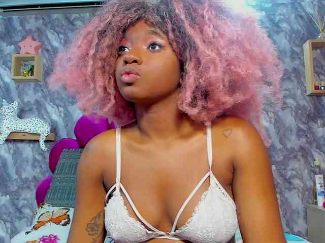 EMMA_PARIS webcam