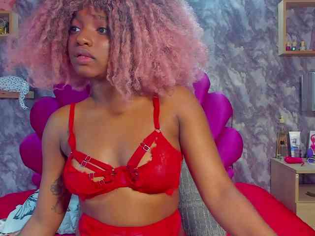 EMMA_PARIS webcam