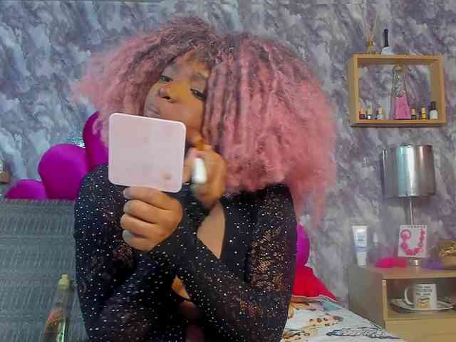 EMMA_PARIS webcam