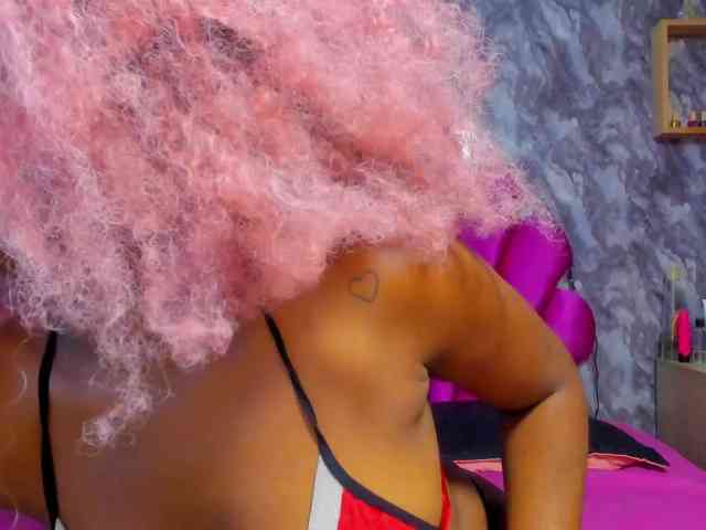 EMMA_PARIS webcam