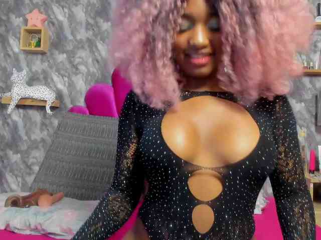 EMMA_PARIS webcam