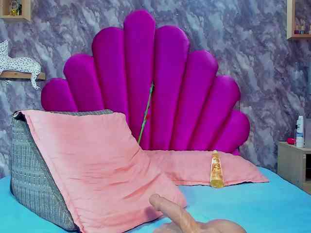 EMMA_PARIS webcam