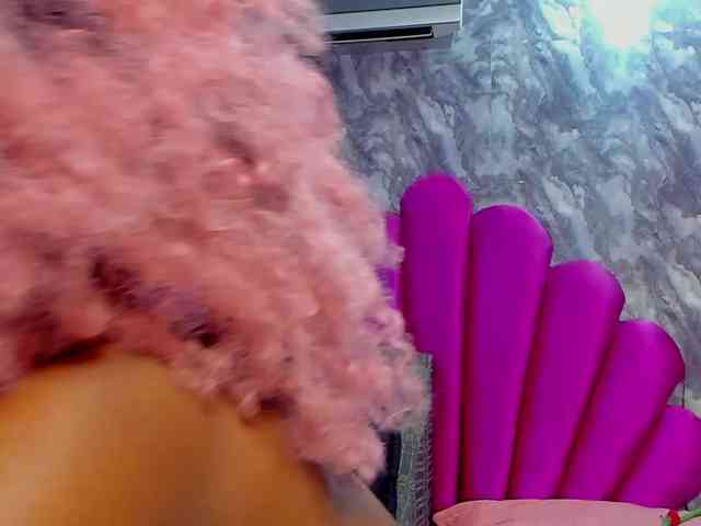 EMMA_PARIS webcam