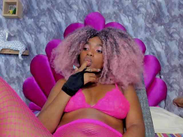 EMMA_PARIS webcam