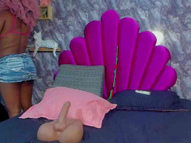 EMMA_PARIS webcam