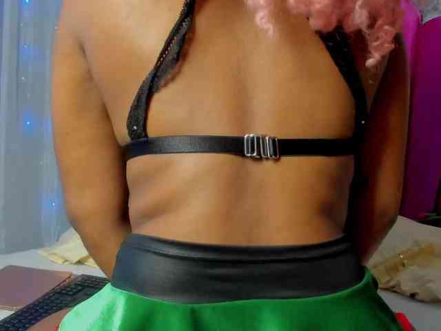 EMMA_PARIS webcam