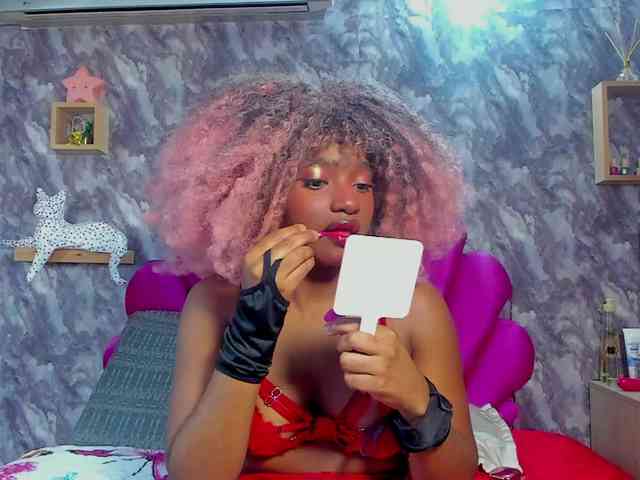 EMMA_PARIS webcam