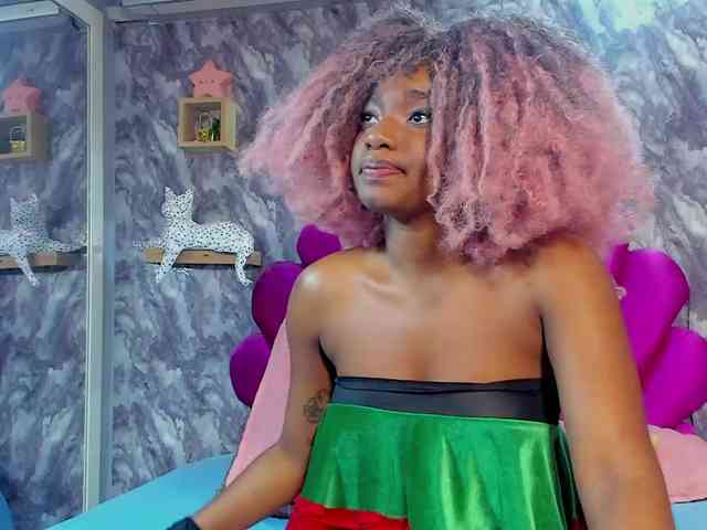 EMMA_PARIS webcam