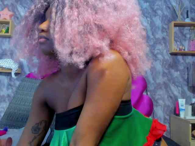 EMMA_PARIS webcam