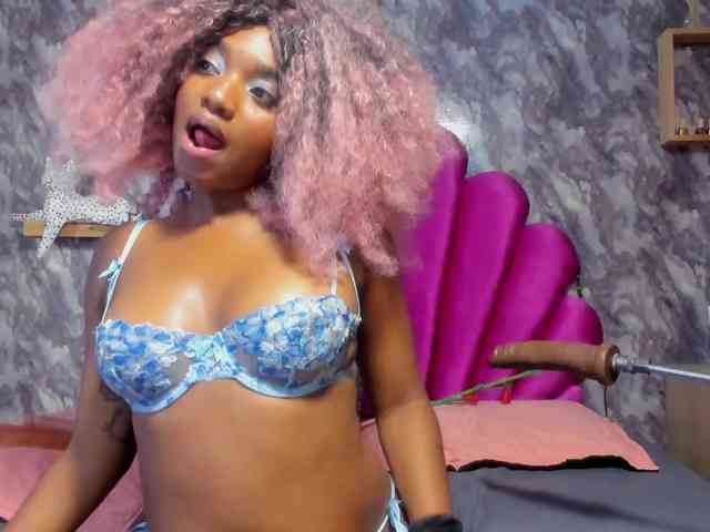 EMMA_PARIS webcam