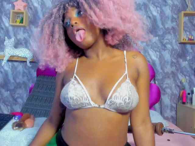 EMMA_PARIS webcam