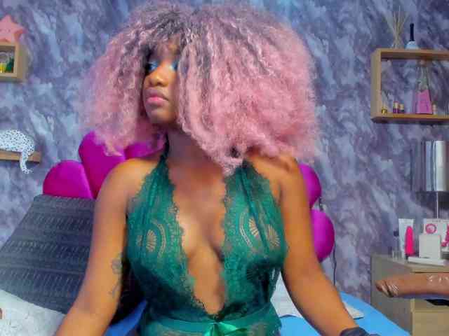 EMMA_PARIS webcam